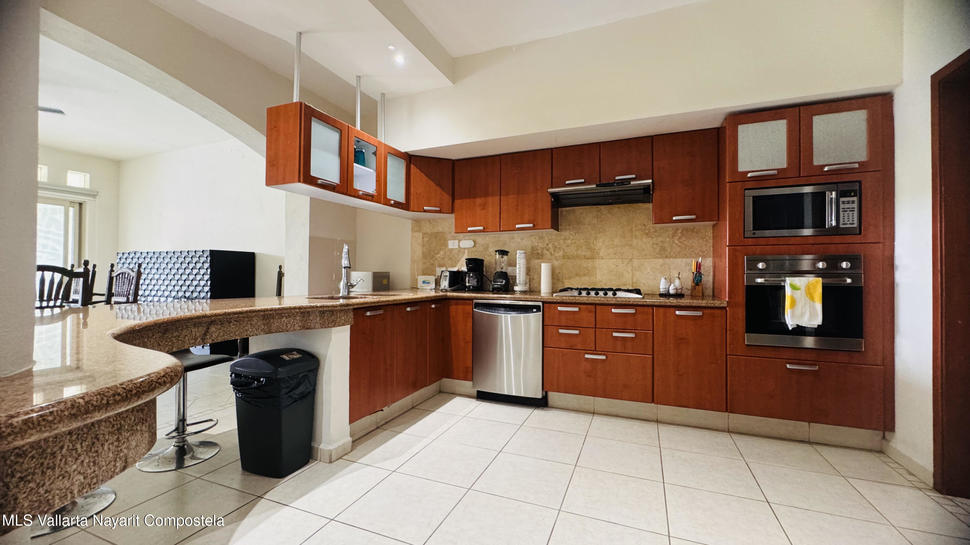 20250901183428203240000000 o