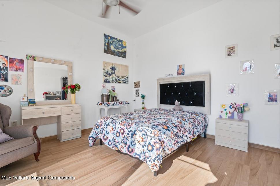 20251002144006775903000000 o