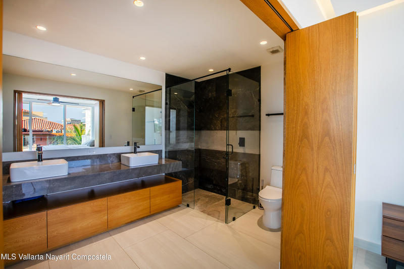 20251202221050524543000000 o