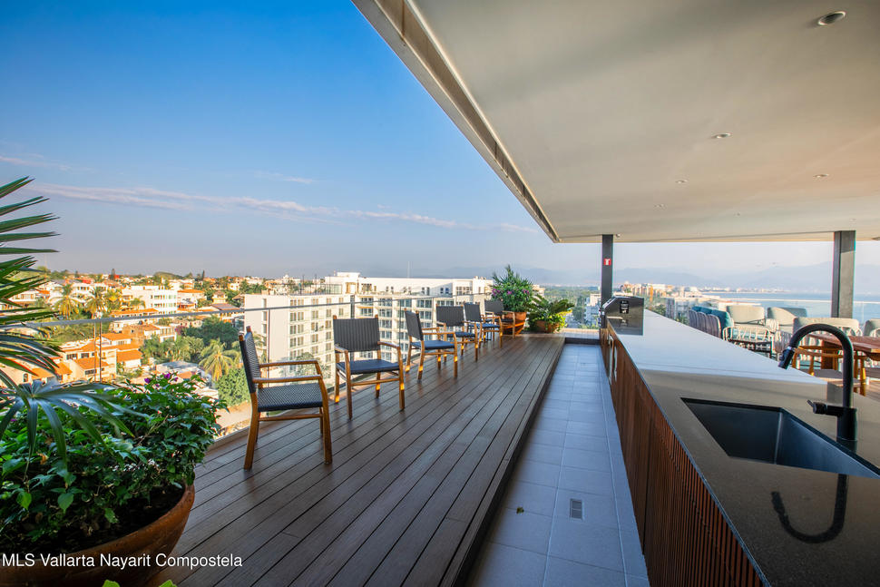 20251202221119363622000000 o