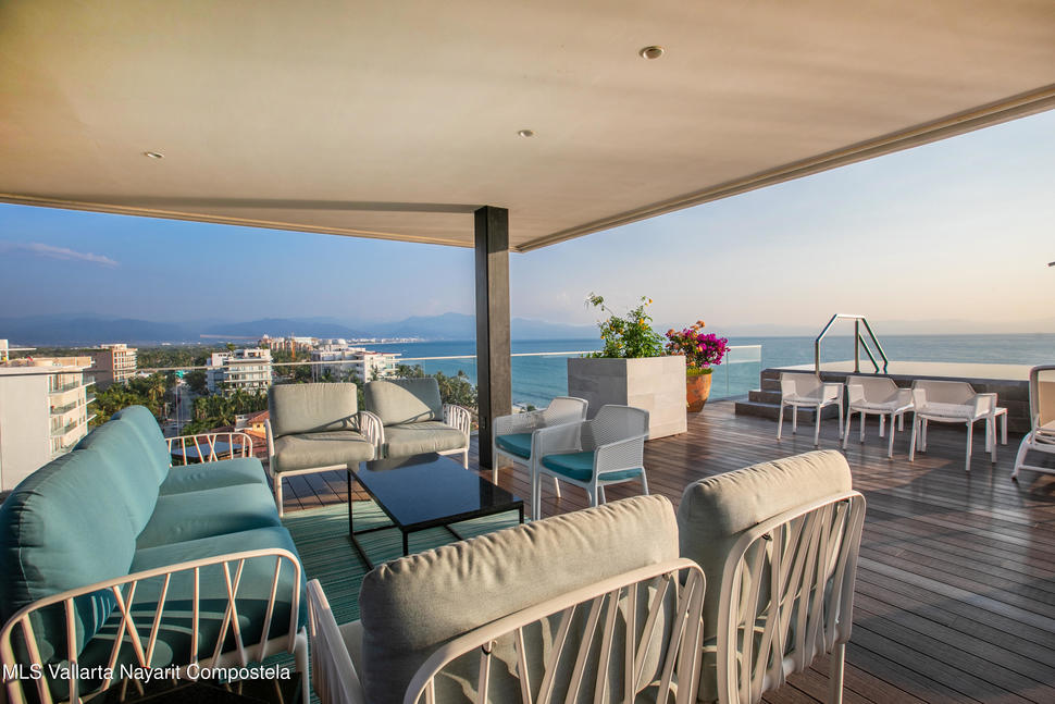 20251202221130843220000000 o