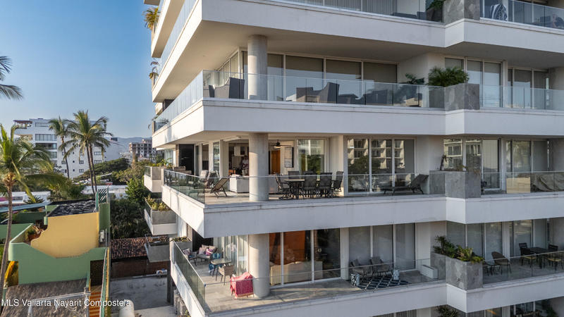 20251202221648602904000000 o