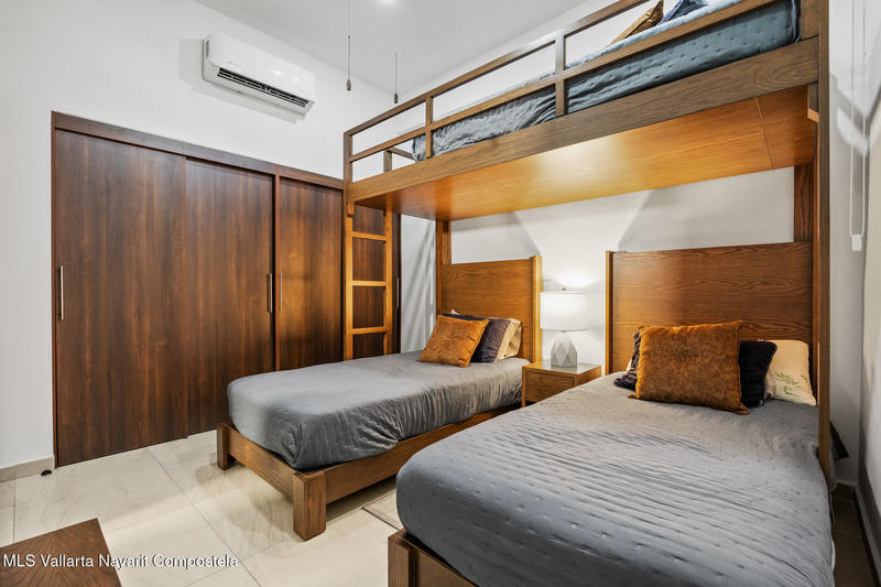 20250531204535387834000000 o