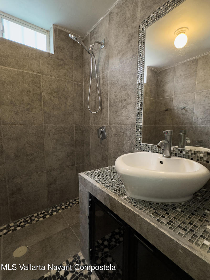 20251008195351423640000000 o