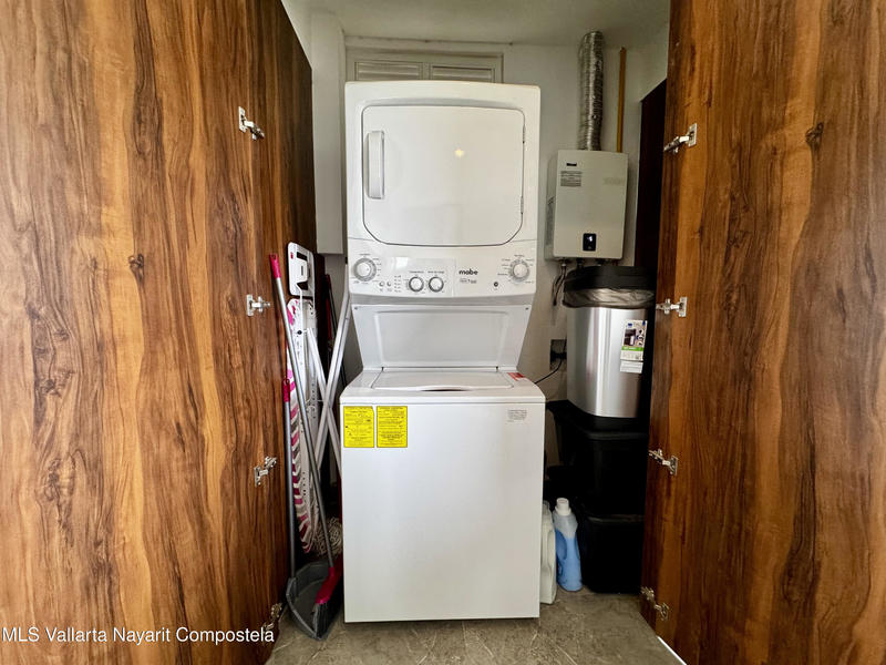 20250812225602715064000000 o