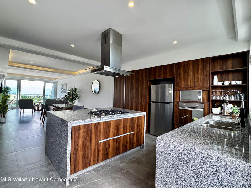 20250812225732600383000000 o