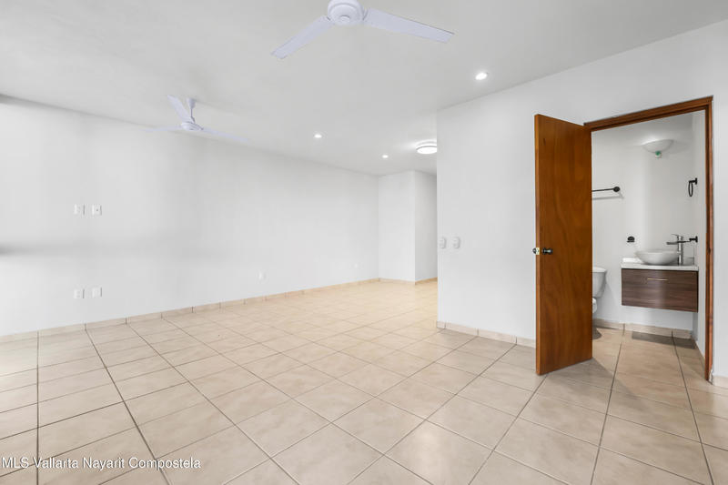 20251222180845769053000000 o