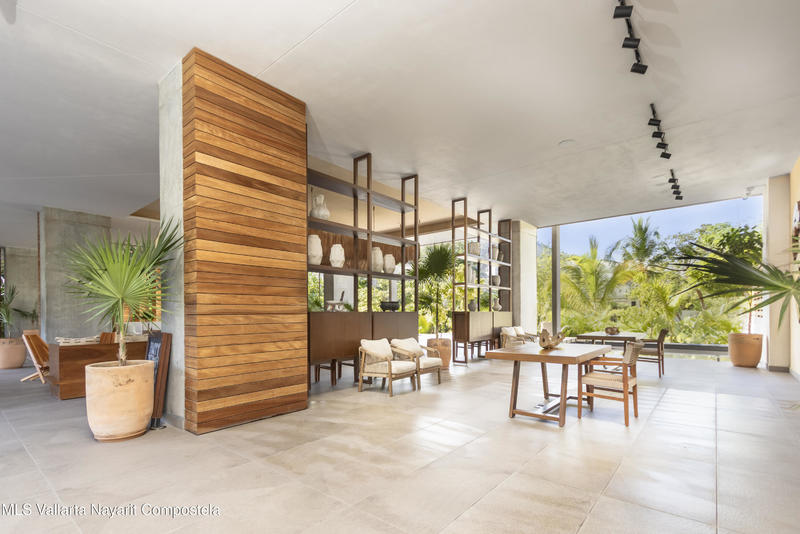 20251217215448557537000000 o