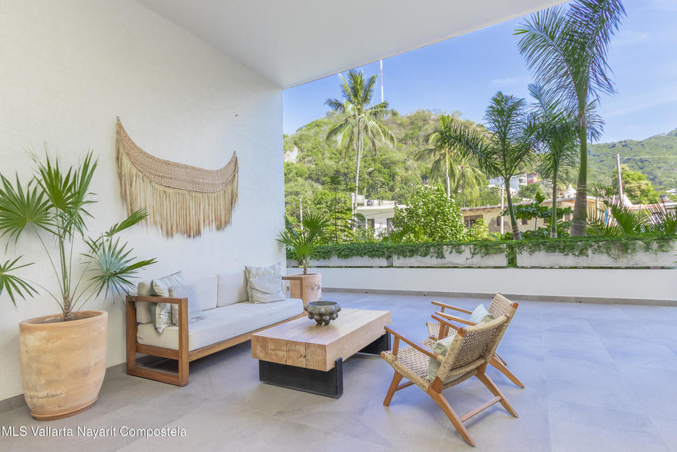 20251217215904055912000000 o