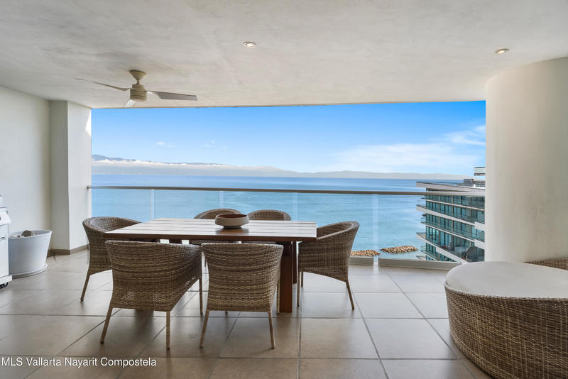 Condo Oceano 504