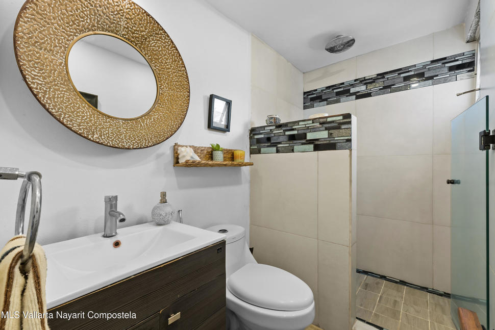 20251211055907493753000000 o