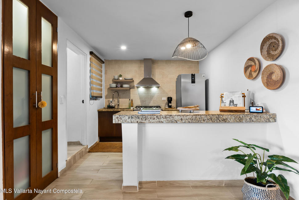 20251211055957216380000000 o