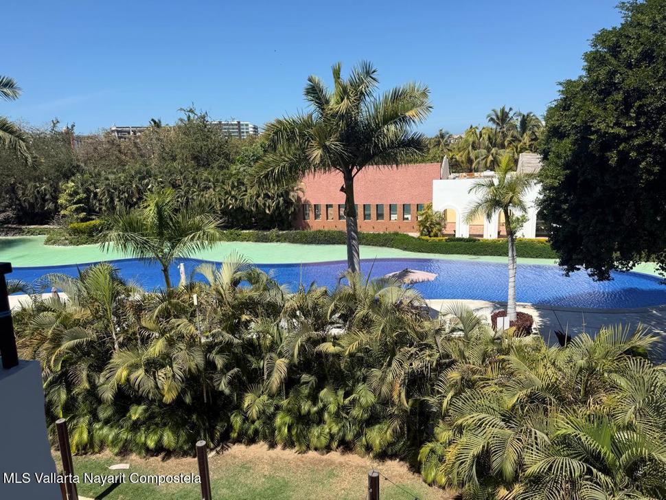 20251002024949110359000000 o