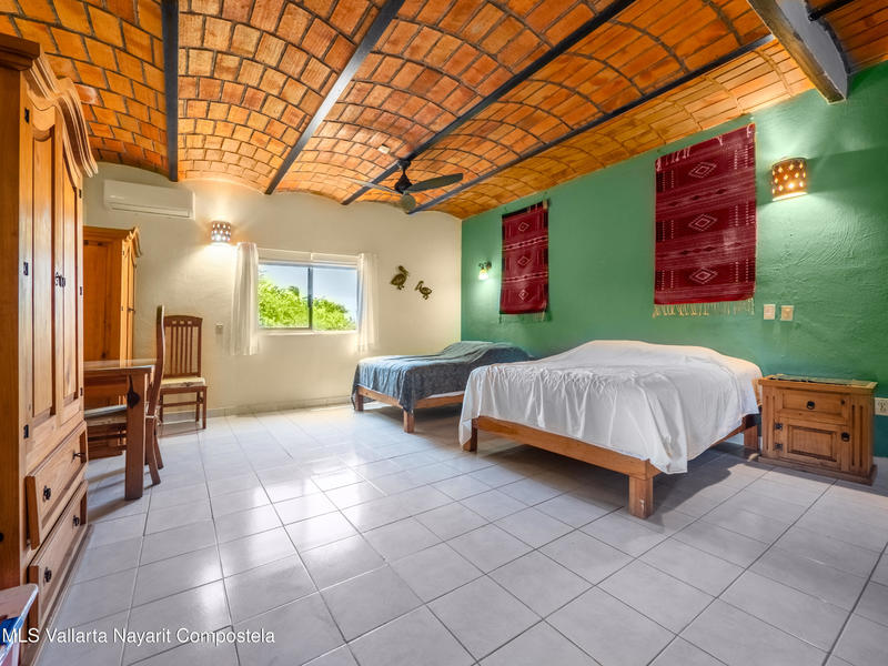 20251016124101740489000000 o