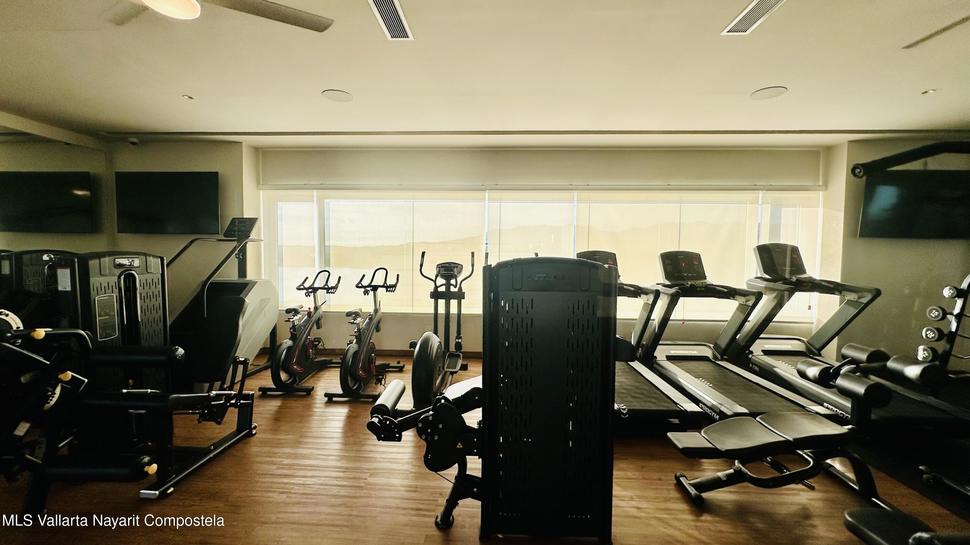 20251211193642473490000000 o