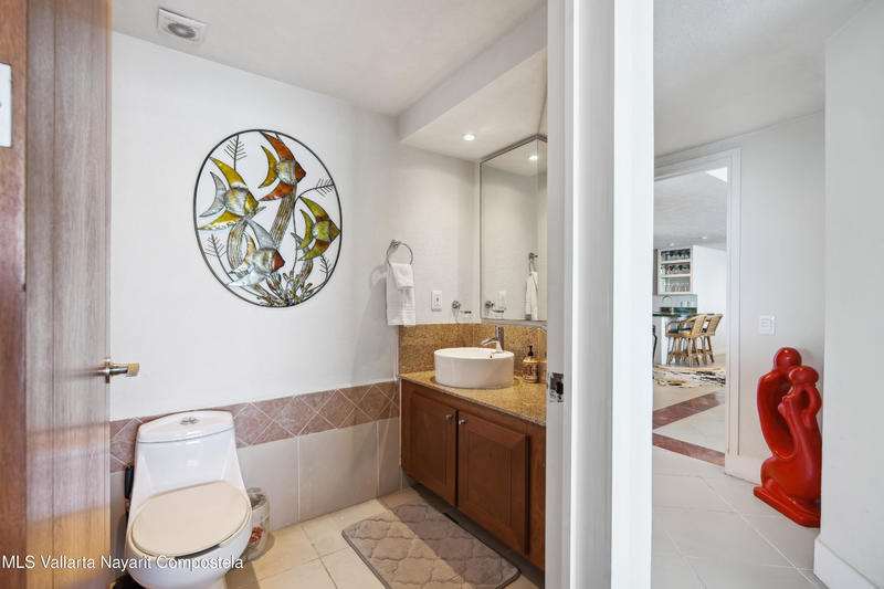 20251021030644002292000000 o