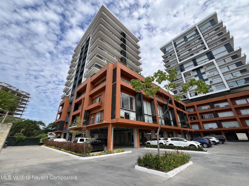 Condo Zoho 103 103