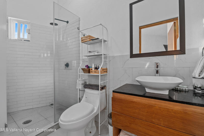 20251221181010056712000000 o