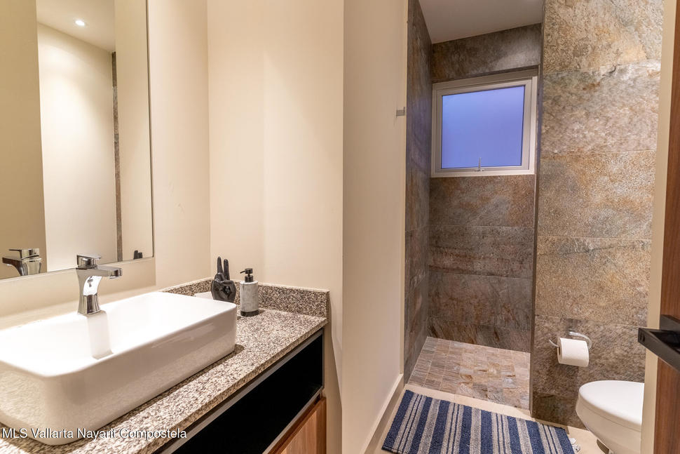 20251218151840577151000000 o