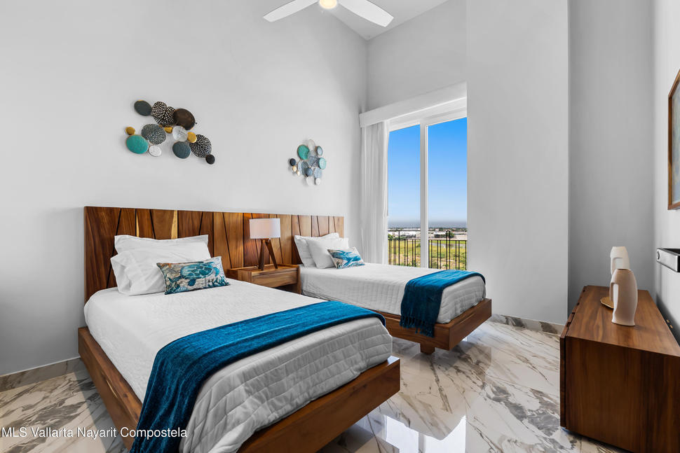 20251104145815100785000000 o