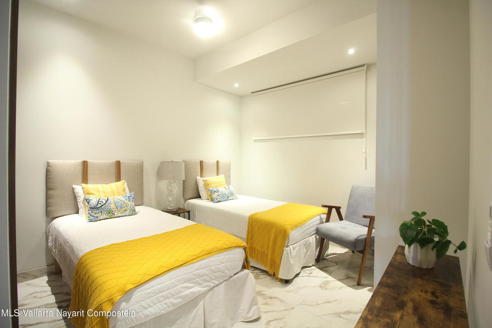 20251014201618902430000000 o