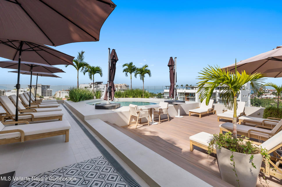 20251220235504024657000000 o