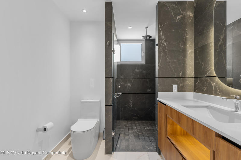 20251220235504690663000000 o