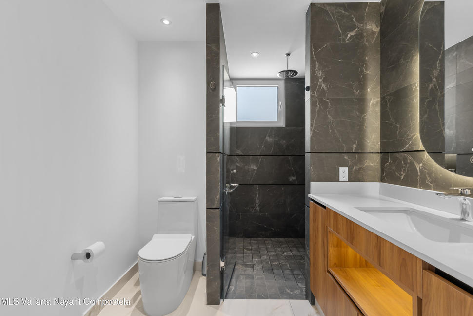 20251220235504690663000000 o