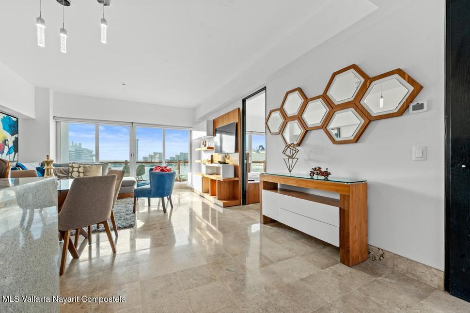 20251209152055645629000000 o