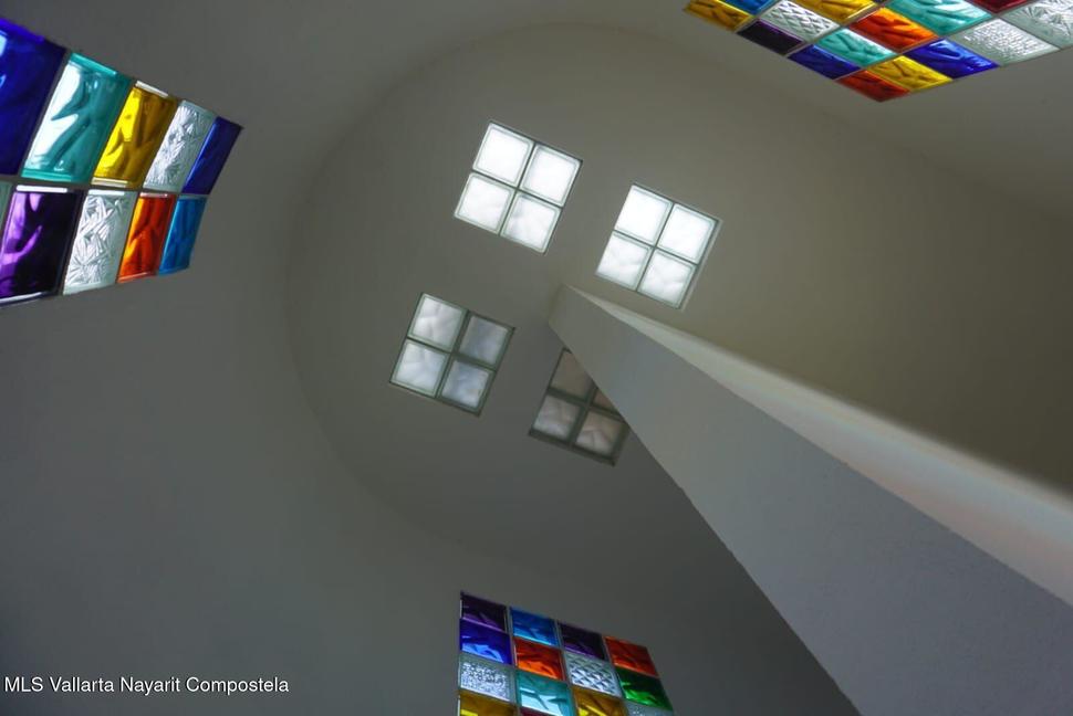 20251202042900157355000000 o