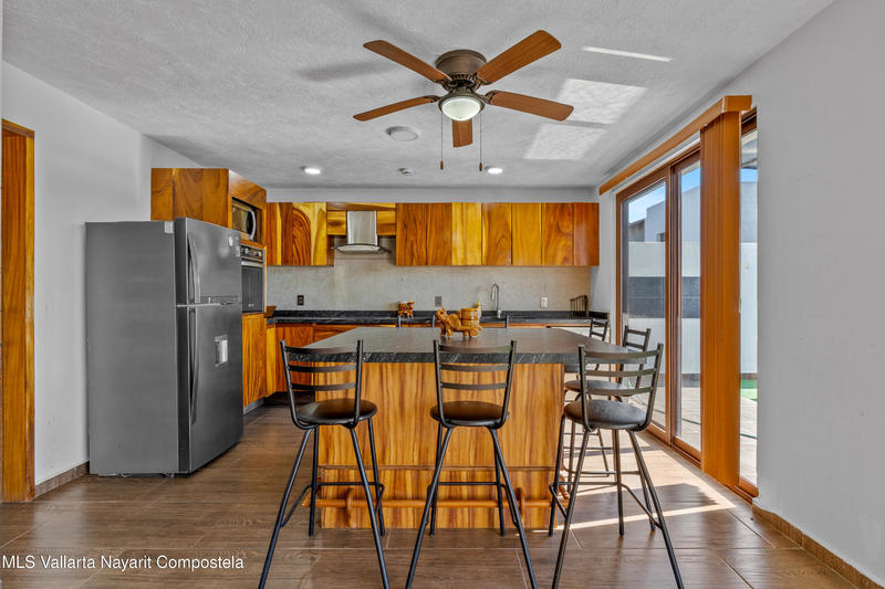 20251226215501547895000000 o