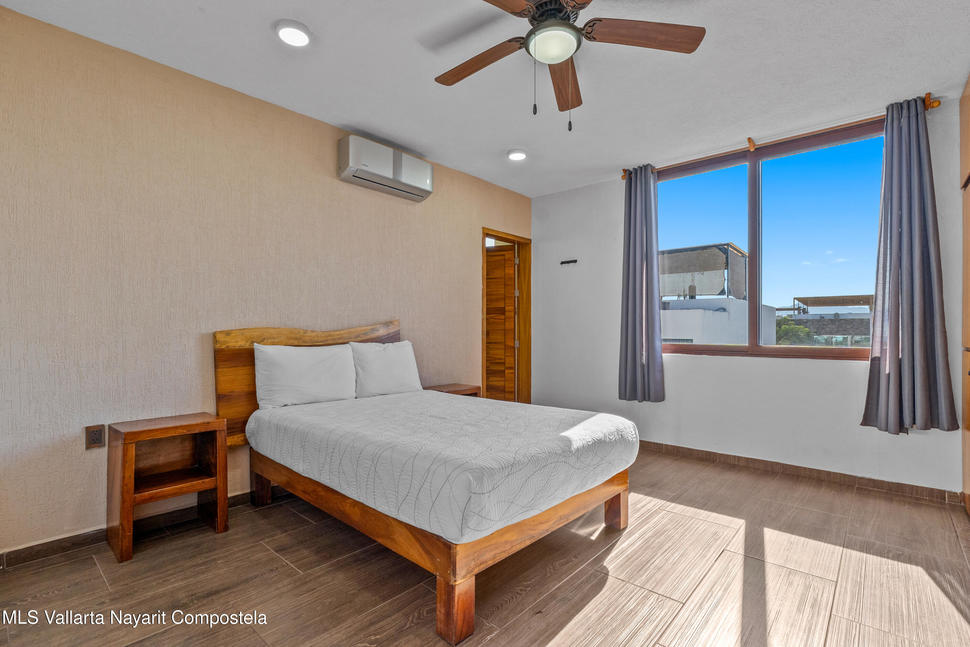 20251226215638868426000000 o