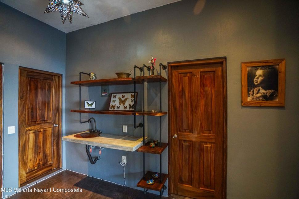 20251127005928288289000000 o