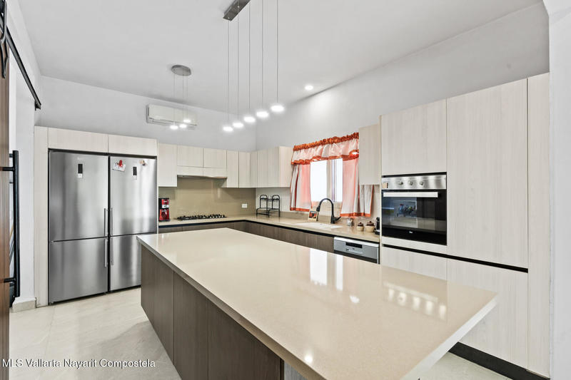 20250910211312349383000000 o