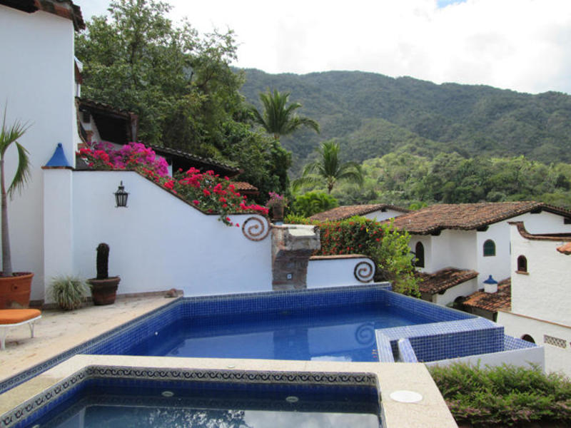 Casa De Oro 202