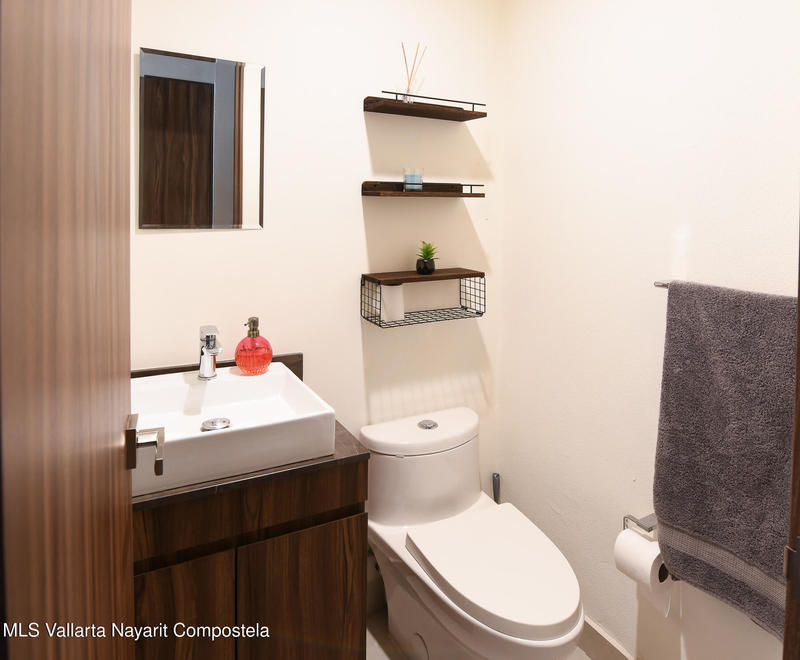 20250910004441172907000000 o