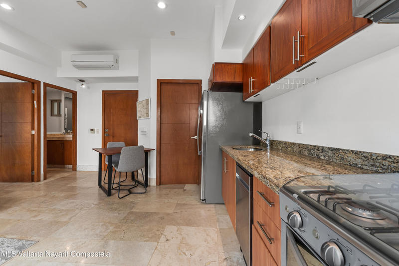 20251008175558706174000000 o