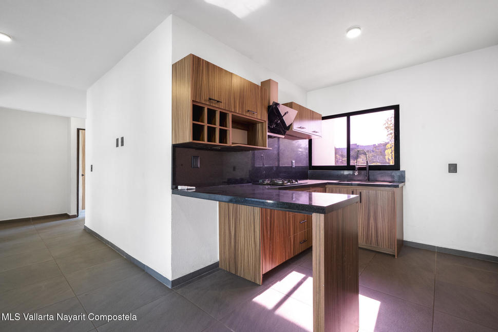 20251113050137048689000000 o