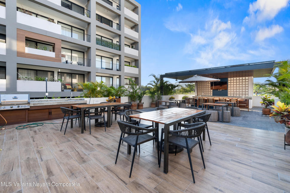 20251114003353833899000000 o