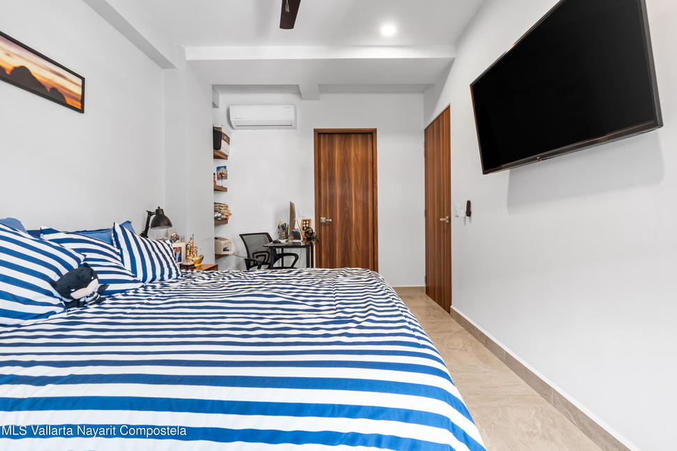 20251110235608486178000000 o