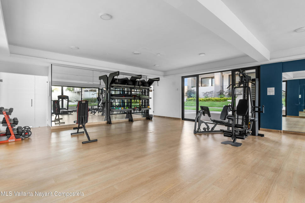 20251110235704155990000000 o