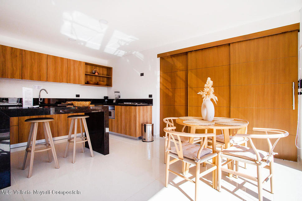 20260121183701848182000000 o