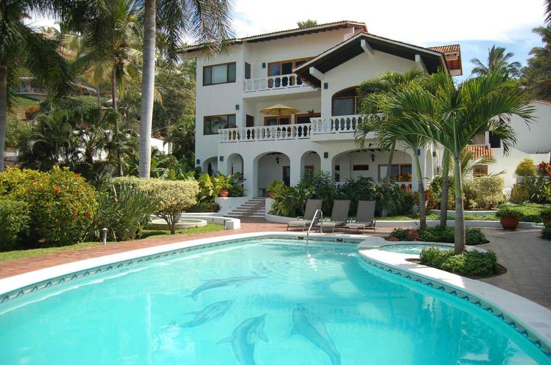 Villa De Roja