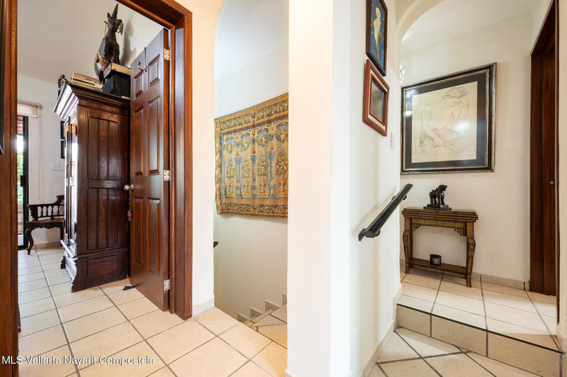 20251020121109037967000000 o