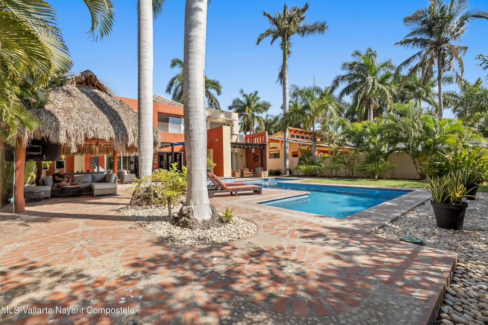 20260206233159492981000000 o