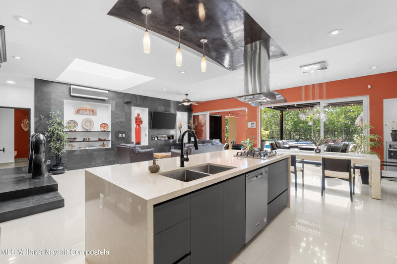 20260206233543990148000000 o