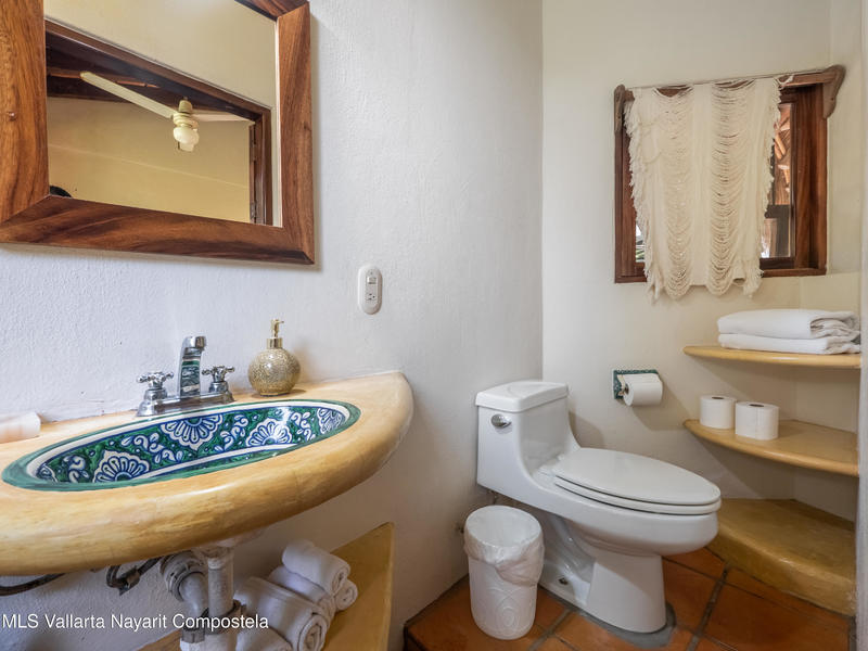 20251009193325802876000000 o