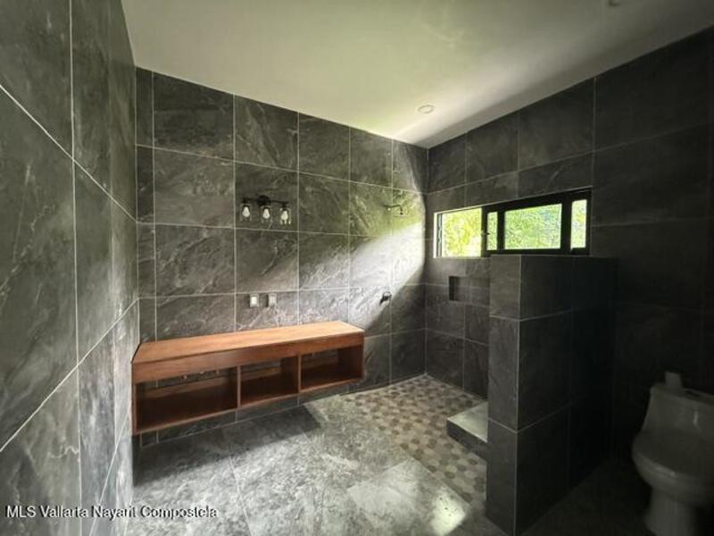 20250908201358579651000000 o