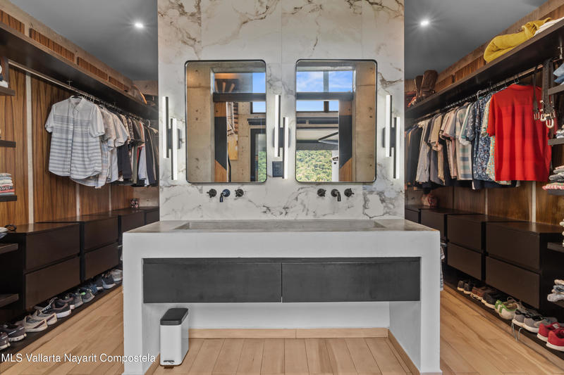 20250814204404445743000000 o