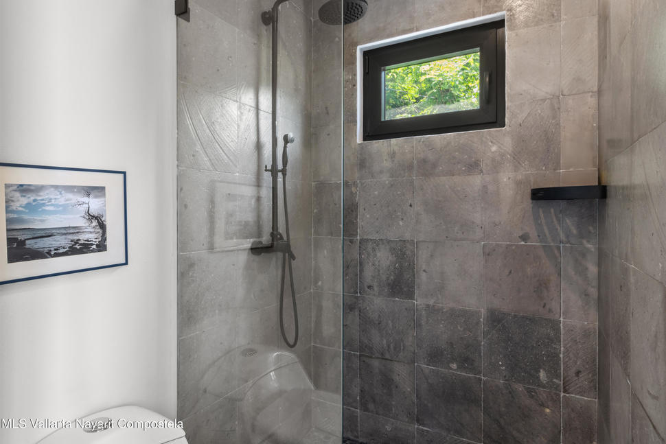 20250814205714960857000000 o